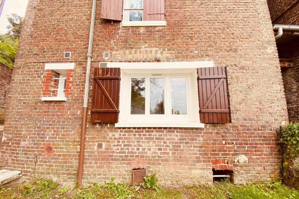 Appartement Cosy Avec Jardin Chaleureux Λον Εξωτερικό φωτογραφία